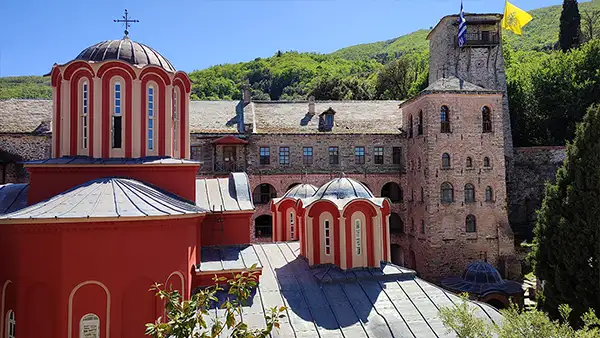 Собор и башня монастыря Кутлумуш